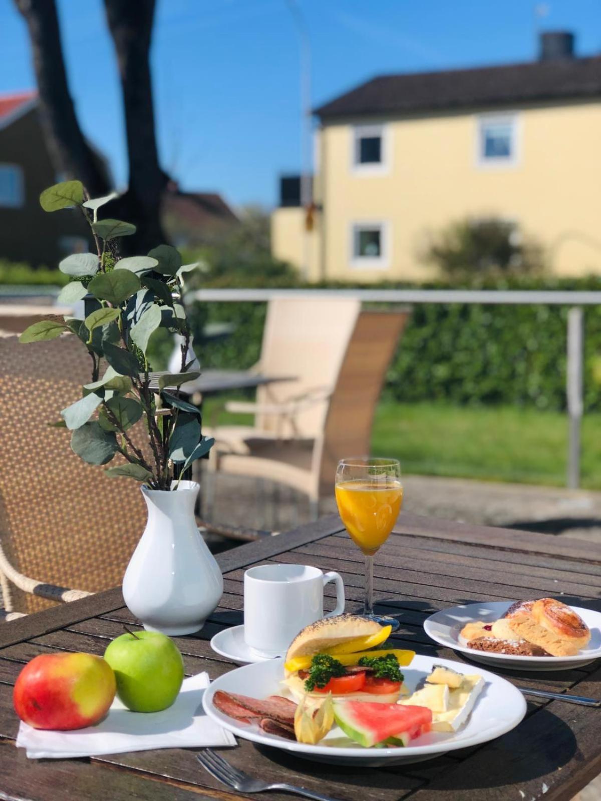 Arena Hotell Vänersborg Eksteriør bilde